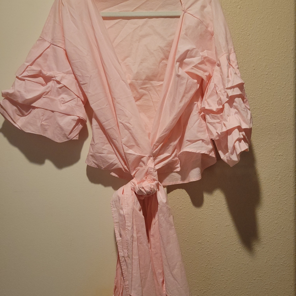 Chic Pink Ruffled Wrap Top - Picture 2 of 4